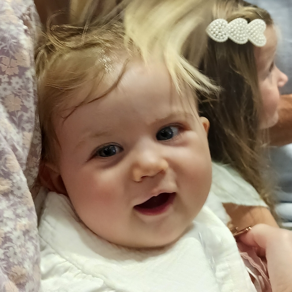 Meet your Posher, Cindy - Picture 8 of 12